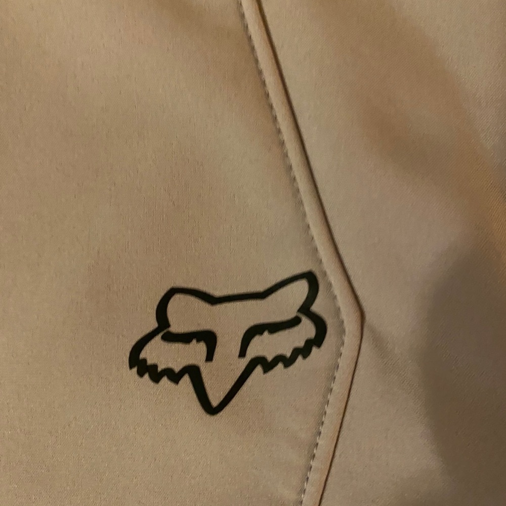 FOX SOFT SHELL SIZE SMALL - Picture 3 of 7